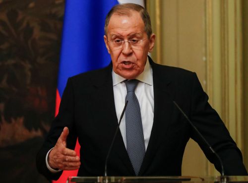 俄外長警告若擊落俄機將「果斷回應」　再暗嗆川普「瞎了眼」
