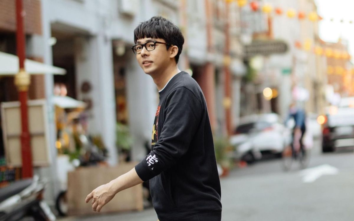 ▲阿滴黑框眼鏡消失，金髮藍眼登場。（圖／阿滴IG）