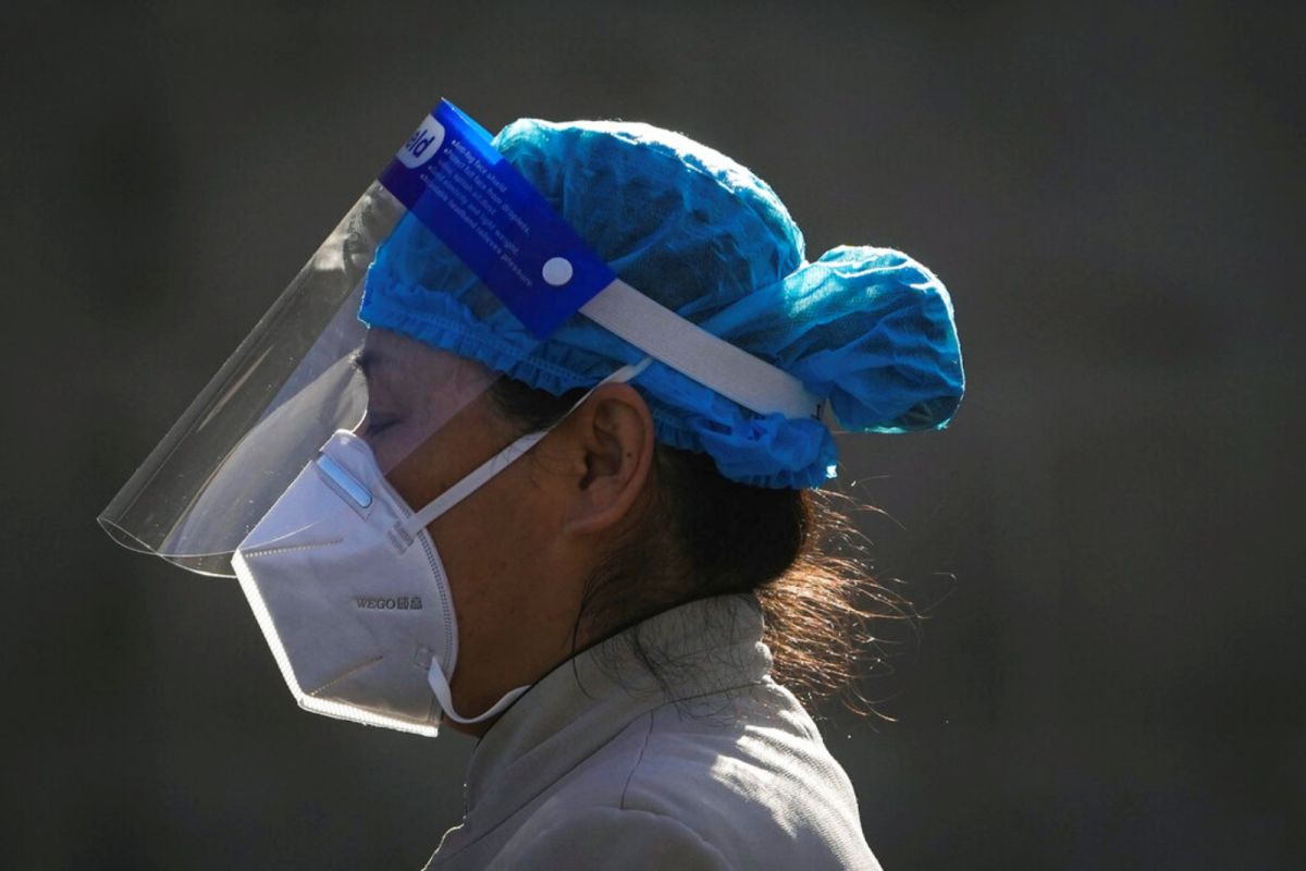 ▲以色列班古里昂大學（Ben-Gurion University of the Negev）的研究人員警告，當Omicron變異株式微時，Delta病毒株恐將捲土重來。（圖／美聯社／達志影像）