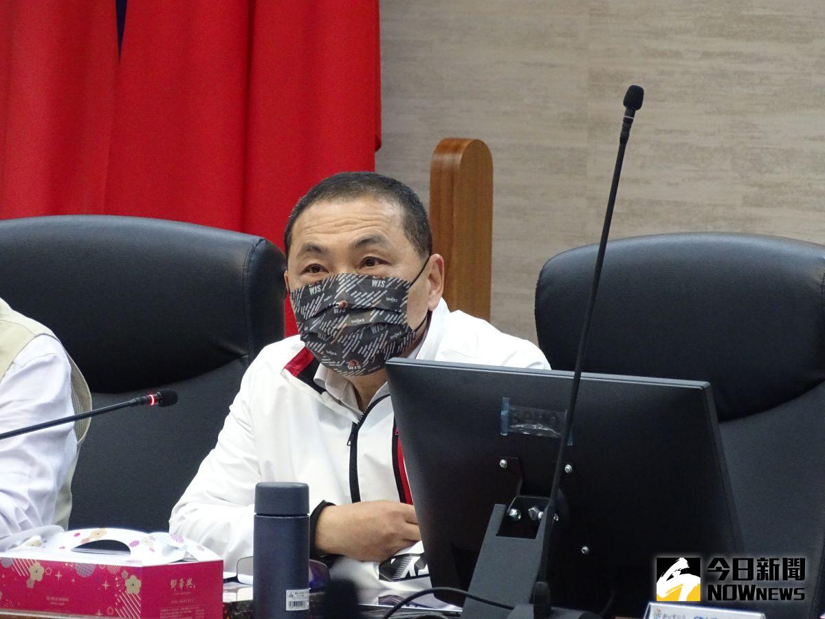 ▲新北市長侯友宜指出，確診人數破千將不公布足跡。(圖／記者呂炯昌攝)