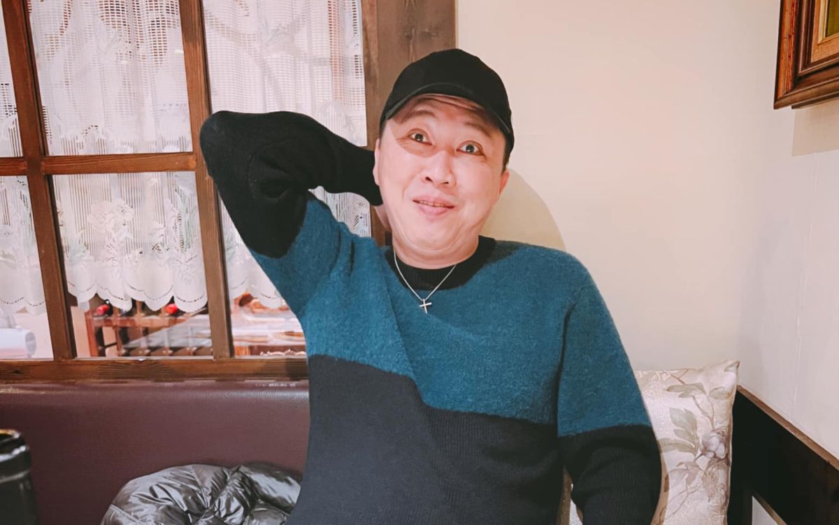 ▲趙正平在節目《小姐不熙娣》中公開2張20歲的舊照，照片一曝光，立刻遭主持人小S吐槽像黑道。（圖／趙正平臉書）