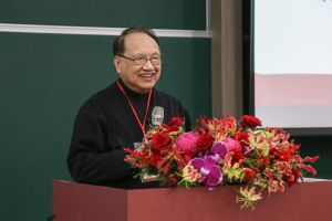 ▲施文森致詞時表示自己農家子弟出生，這一生的工作已足以告慰父母。（圖／品牌提供）