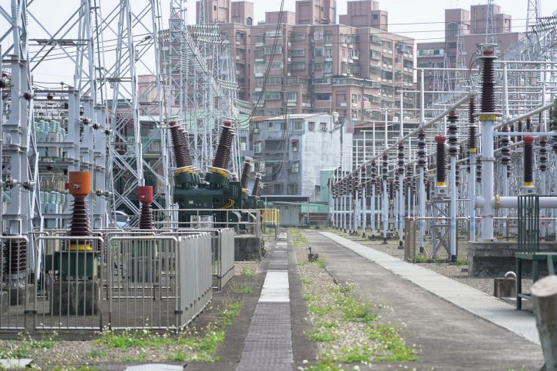 ▲台北市南港內湖區因為發展快速，供電問題浮上檯面，變電所的興建也成為了首要問題。（示意圖，非文中描述變電所／NOWnews資料照）