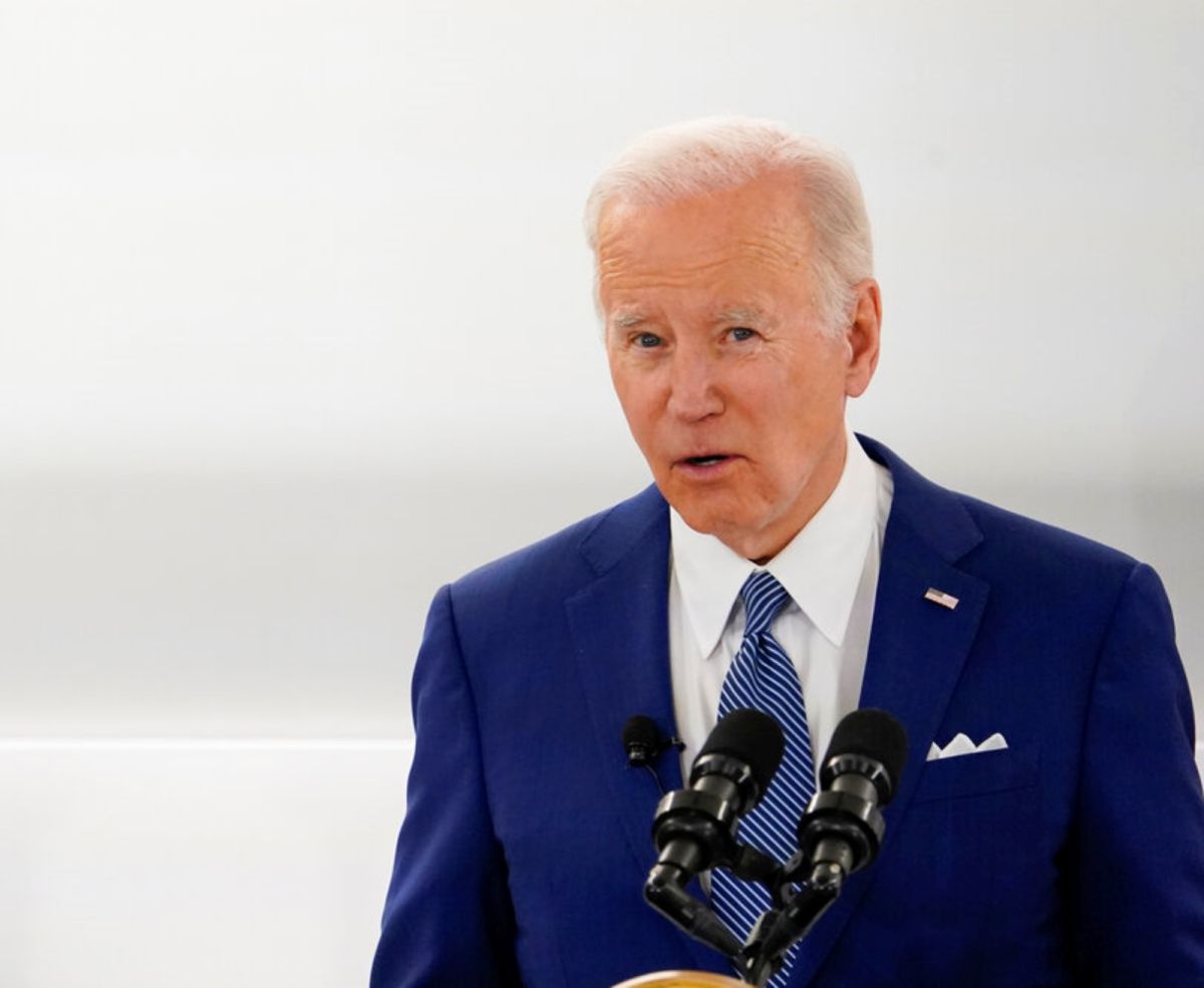 ▲白宮表示，美國總統拜登尋求展現西方國家力抗俄羅斯入侵烏克蘭一事的決心，明天將前往波蘭境內接近烏克蘭邊境的城鎮熱舒夫（Rzeszow）。（圖／美聯社／達志影像）