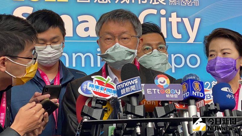 ▲針對聯合醫院和平院區傳出護理師確診，台北市長柯文哲22日受訪時表示，「和平護理師的感染，就是告訴我們社區裡又有不明感染源。」（圖／記者丁上程攝，2022.03.22）