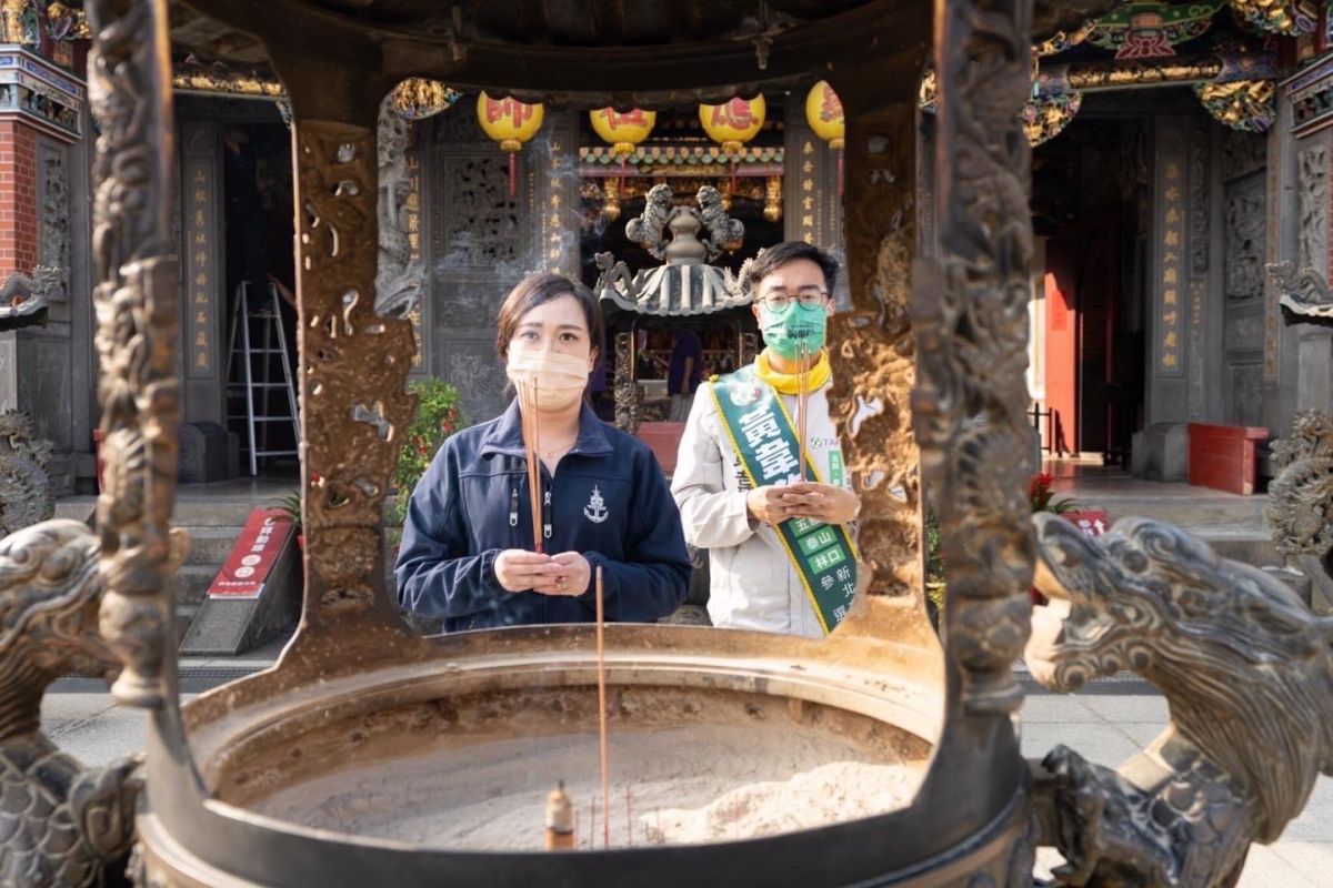 ▲投入新北市五泰林議員選舉的黃韋鈞，陸續找來許多學運戰友、從政前輩力挺。（圖／黃韋鈞辦公室提供）