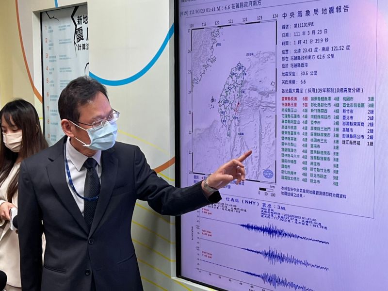 ▲氣象局地震測報中心主任陳國昌提醒，從2020年下半年開始，國內大地震發生頻率偏高，有可能進入「地震活躍期」。（圖／張勵德攝）