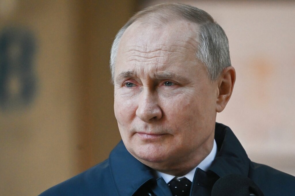 ▲俄羅斯總統蒲亭選擇攻烏行動進入第二階段，有意複製併吞克里米亞地區手段；軍事雜誌創辦人分析指出，他用兵的真實目的在於延續個人政治生涯。（圖／美聯社／達志影像）