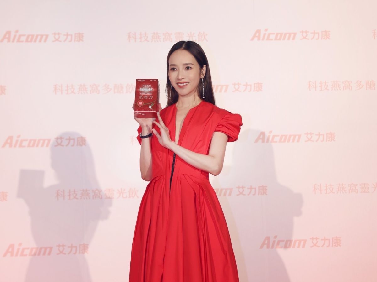 ▲侯佩岑沉寂1年亮麗現身。（圖／艾力康）