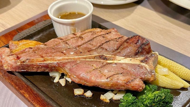 瀧厚豬排、FRIDAYS牛排買1送1 清明連假推「1元兒童餐」