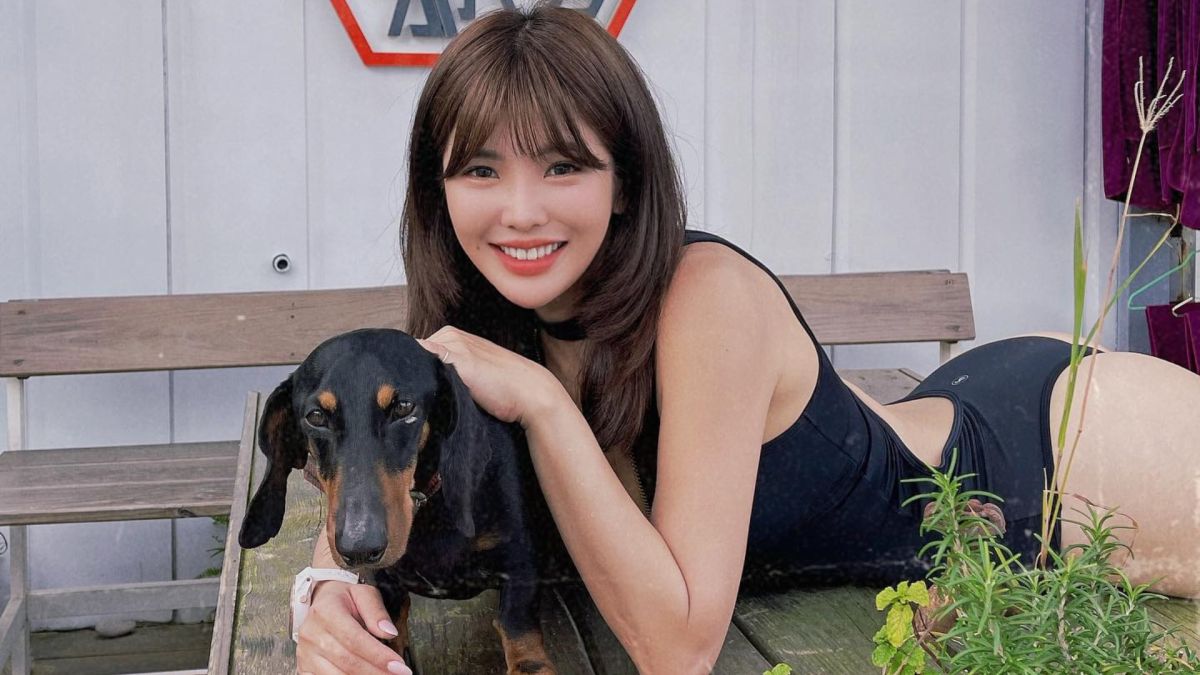 ▲啦啦隊女神壯壯臀部曲線傲視眾人。（圖／壯壯 • ZZ IG）