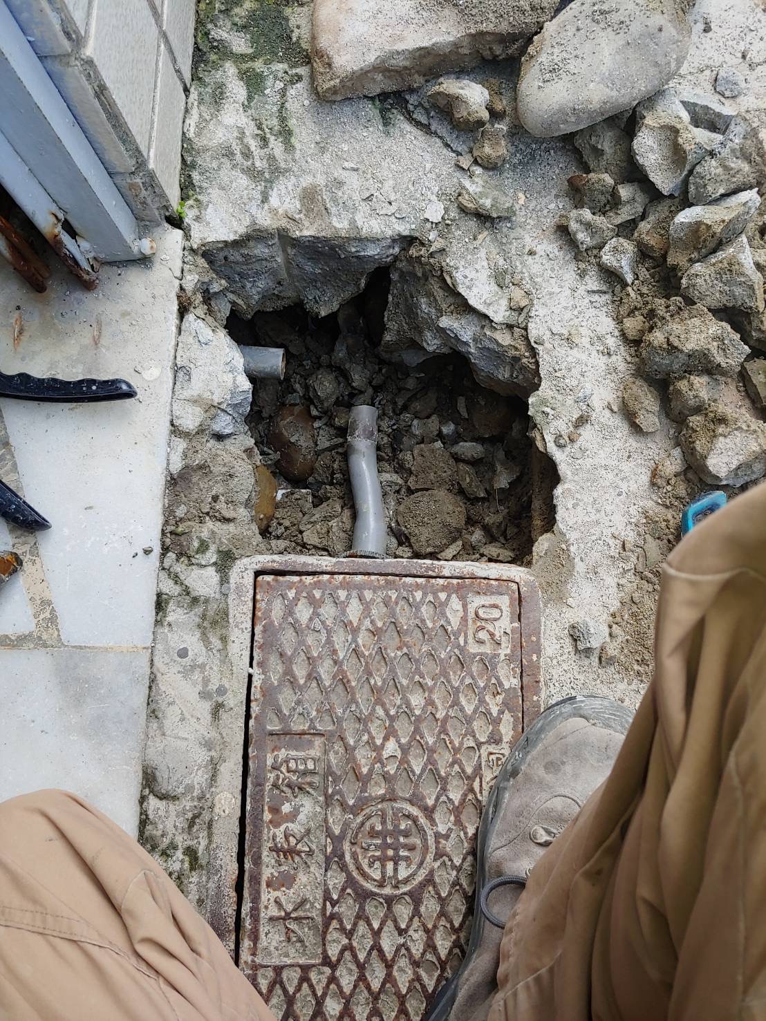 ▲地震後水表後管線斷裂造成漏水（(圖／自來水公司提供）