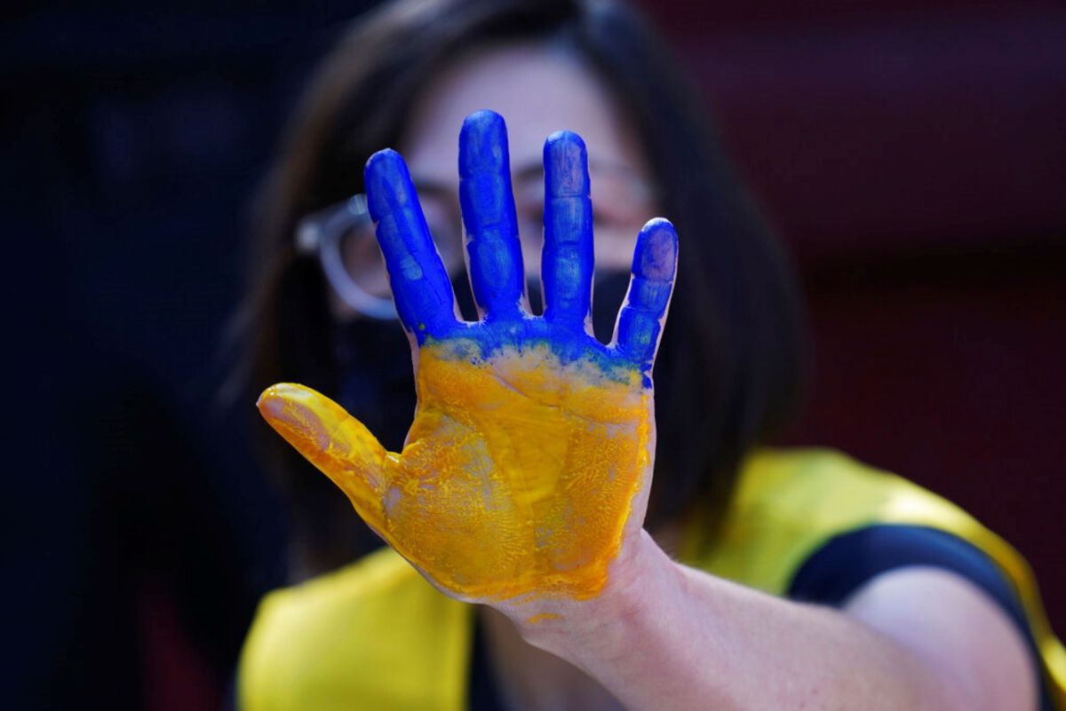 ▲烏克蘭危機持續已經1個月，各國聲援烏克蘭、要求俄羅斯停止攻擊的聲浪不斷。（圖／美聯社／達志影像）