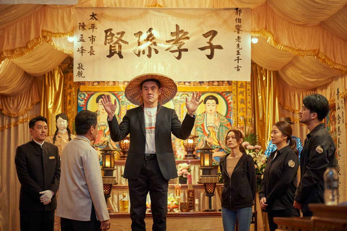 ▲第57屆金鐘獎由入圍13項的《良辰吉時》，奪下迷你劇集、戲劇類節目聲音設計、美術設計、造型設計及主題歌曲共5項大獎，成為本屆最大贏家。CATCHPLAY+影音平台祭出「全劇免費看」回饋觀眾。（圖 / CATCHPLAY）