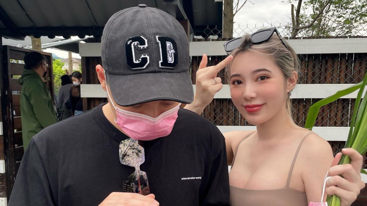 ▲Toyz突曬和奈奈的出遊照，同時也是風波以來，首度同框，讓許多粉絲爭相祝賀。（圖／Toyz臉書）