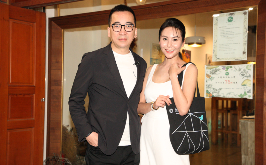 ▲王世均（左）風流情史「7個孩子5個媽」，和前妻洪曉蕾離婚後還是朋友。（圖／東森提供）