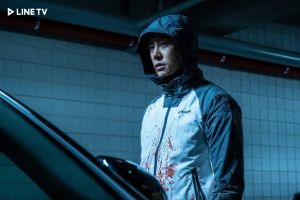 ▲《豬玀之王》金東旭有嚴重心理創傷,在妻子死後變身殺人魔。(圖/LINE TV) ▲《豬玀之王》金東旭有嚴重心理創傷,在妻子死後變身殺人魔。(圖/LINE TV)