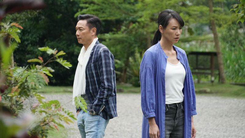 ▲張本渝（右）與謝祖武在《婚姻結業式》雙向出軌。（圖 / 華視）