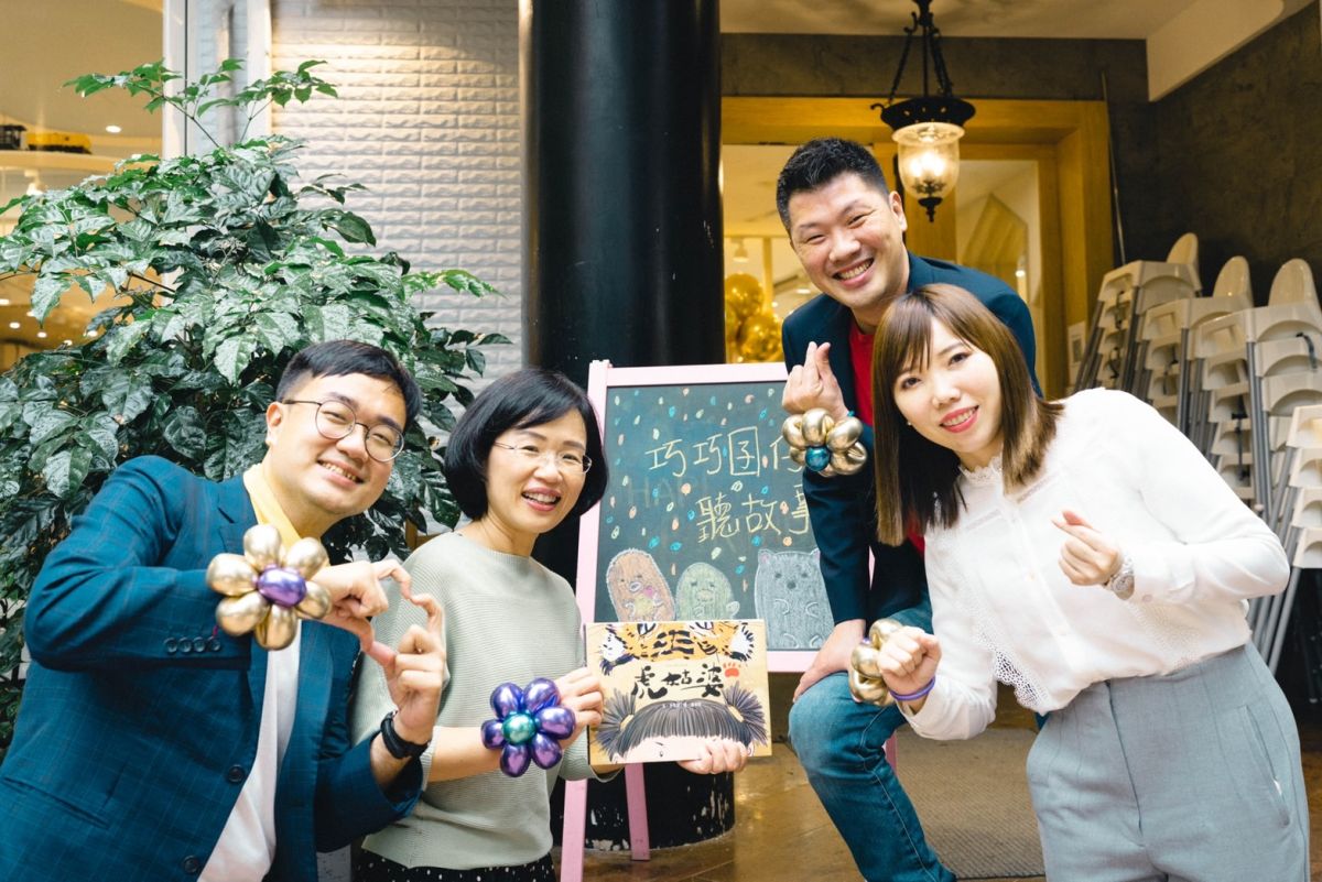 ▲為介紹更多優質本土故事繪本，蘇巧慧舉辦親子說故事活動，並邀請王閔生、張維倩與黃韋鈞一同出席響應。（圖／蘇巧慧辦公室提供）