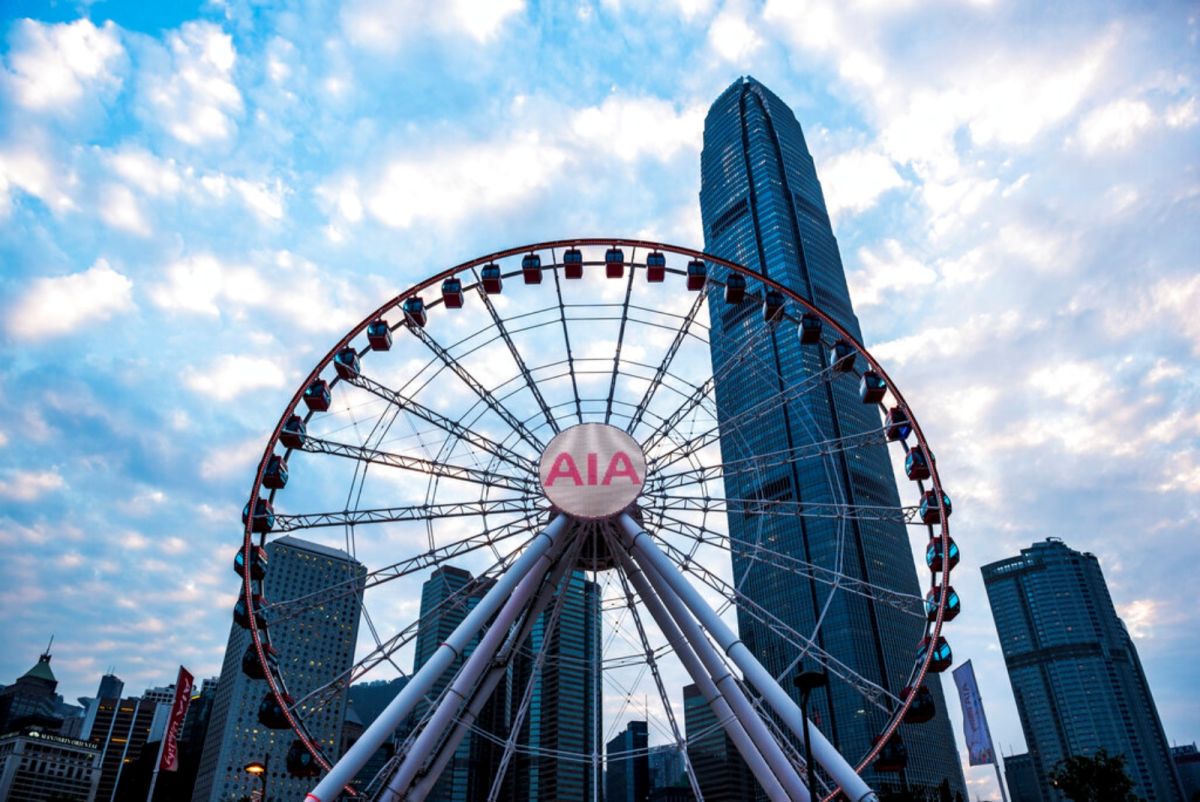 ▲香港COVID-19（2019冠狀病毒疾病）疫情嚴峻，嚴格防疫策略逼走外商，導致許多港人失業。（圖／美聯社／達志影像）