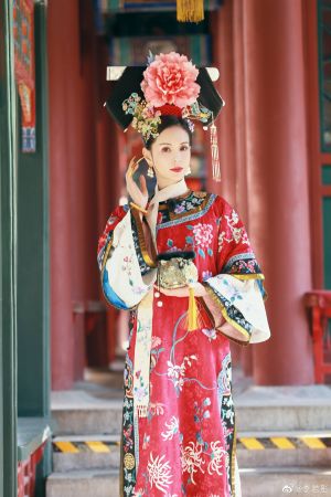 李若彤 ▲李若彤現在的古裝扮相依然美豔動人。翻攝李若彤微博