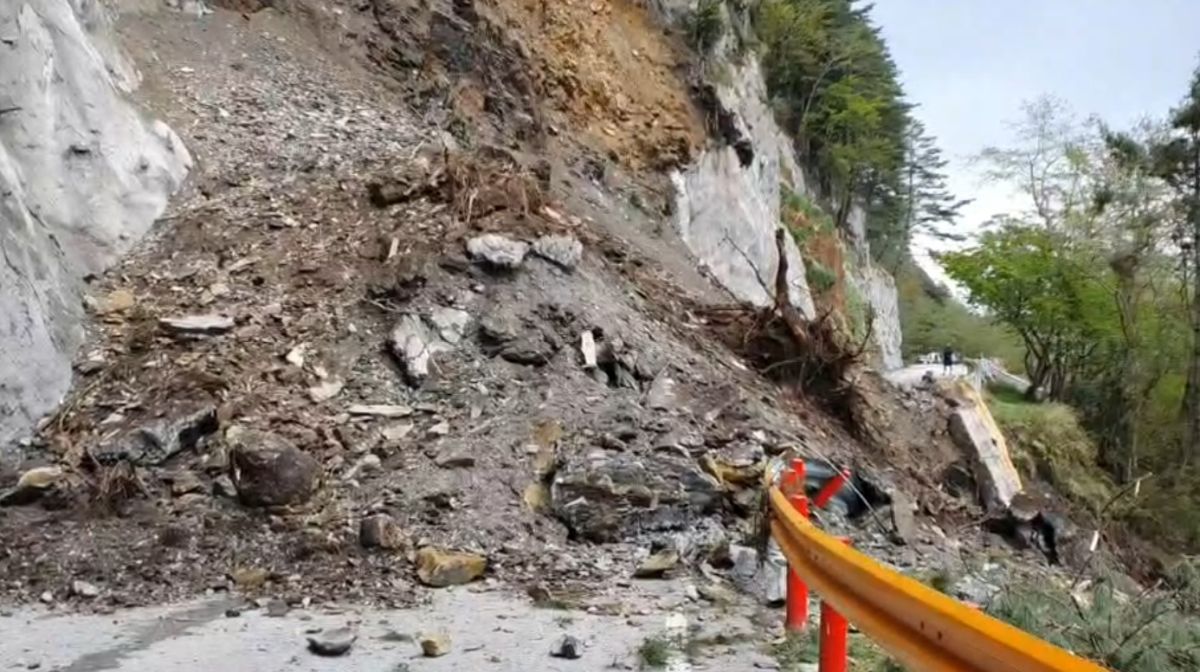 ▲3日上午，花蓮發生規模7.2強震，其中余姓女死者為邊坡修復工程員，地震發生當下，她與丈夫正在台8線準備上工，遭掉落的巨石砸中身亡。（圖／NOWnews資料照）