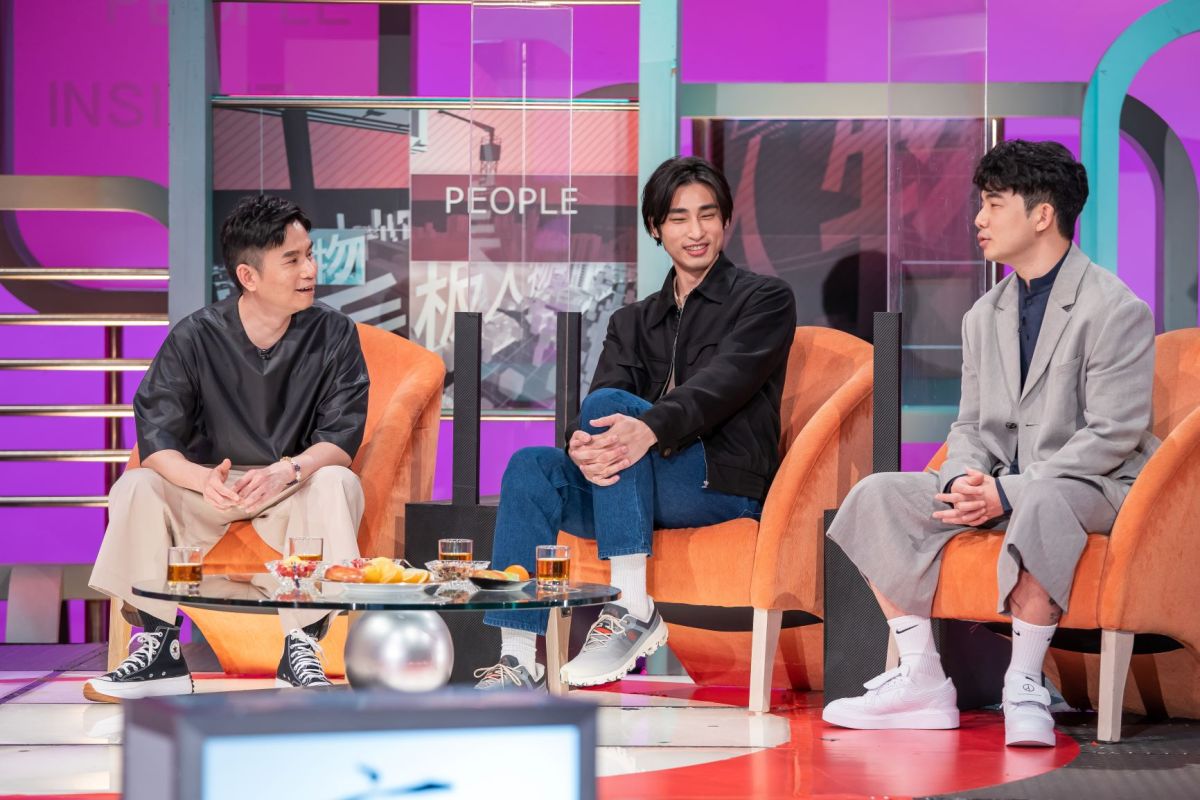 ▲《華燈初上》杜政哲（左起）、章廣辰與胡瑋杰3人維持著好感情。（圖／TVBS）