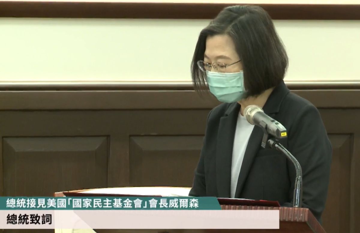 ▲美國「國家民主基金會」會長威爾森一行訪台，總統蔡英文今（29）日早上於總統府內接見。（圖／翻攝蔡英文臉書）