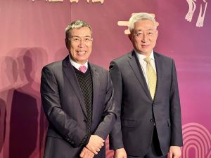 ▲momo董事長林啓峰(圖左)、總經理谷元宏(圖右)宣示，momo為台灣ESG綠色電商。(圖／記者周淑萍攝)