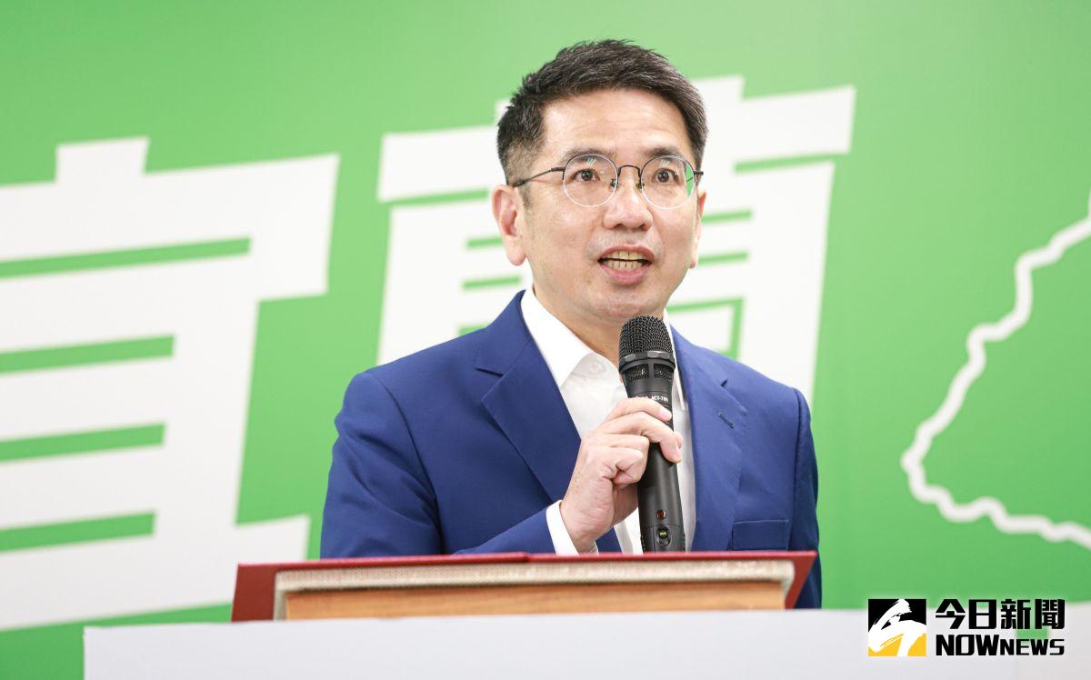 ▲面對對手林姿妙陷入弊案風暴，江聰淵表示，自己將秉持「不收紅包、不取回扣、不炒地皮、不與財團掛勾、家人不干政」的立場為選民服務。（圖／記者葉政勳攝）