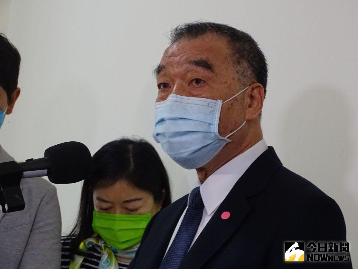 ▲疫情燒入營區，國防部長邱國正說明國軍防疫措施。（圖／記者呂炯昌攝，2022.03.31）