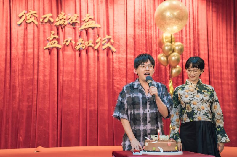 ▲黃子佼（左）上月30日過50歲大壽。（圖／黃子佼臉書）