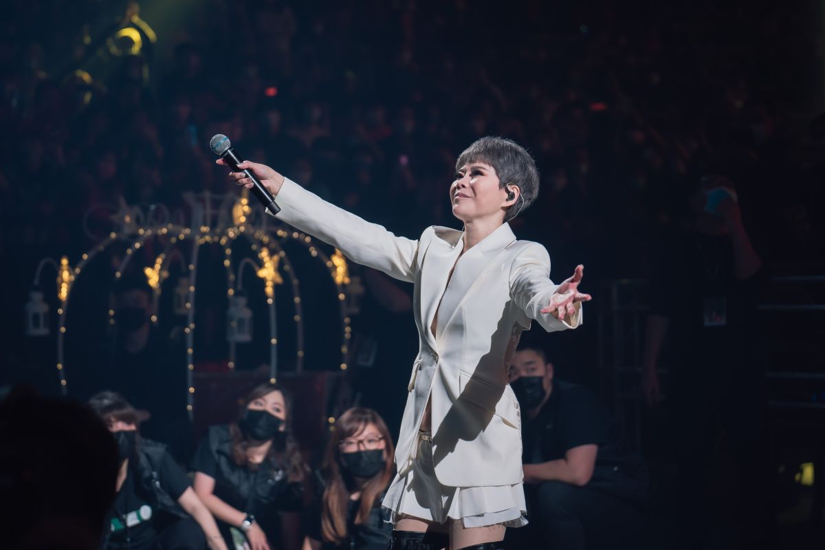 ▲金曲歌后詹雅雯在演唱會前夕，自爆右腦發現2個動脈瘤，在8月底演唱會後就要動刀治療。（圖／寬宏藝術提供）