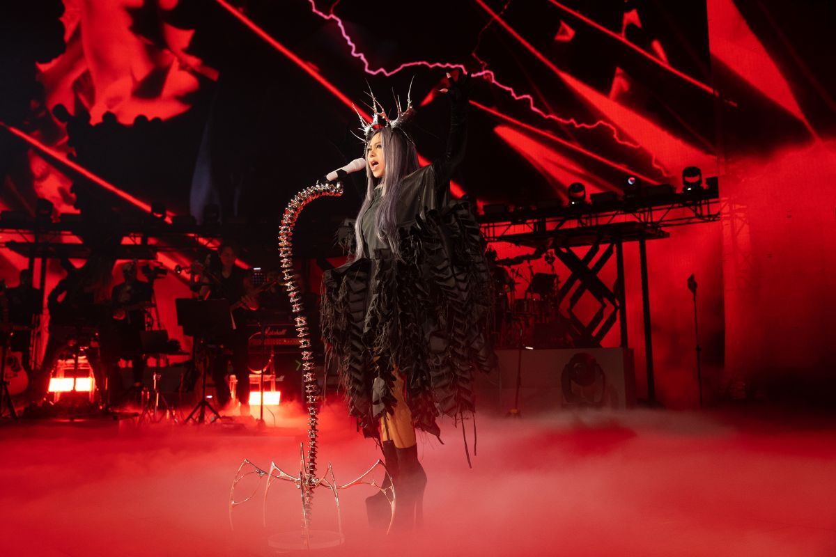 ▲張惠妹唱到激動處，崩潰痛哭。（圖／聲動娛樂提供）