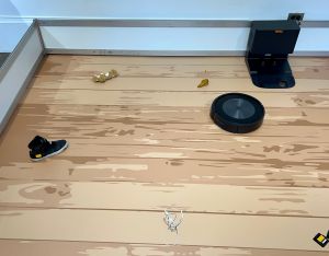 iRobot Roomba j7+掃地機器人。(圖/記者周淑萍攝) ▲iRobot Roomba j7+掃地機器人。(圖/記者周淑萍攝)