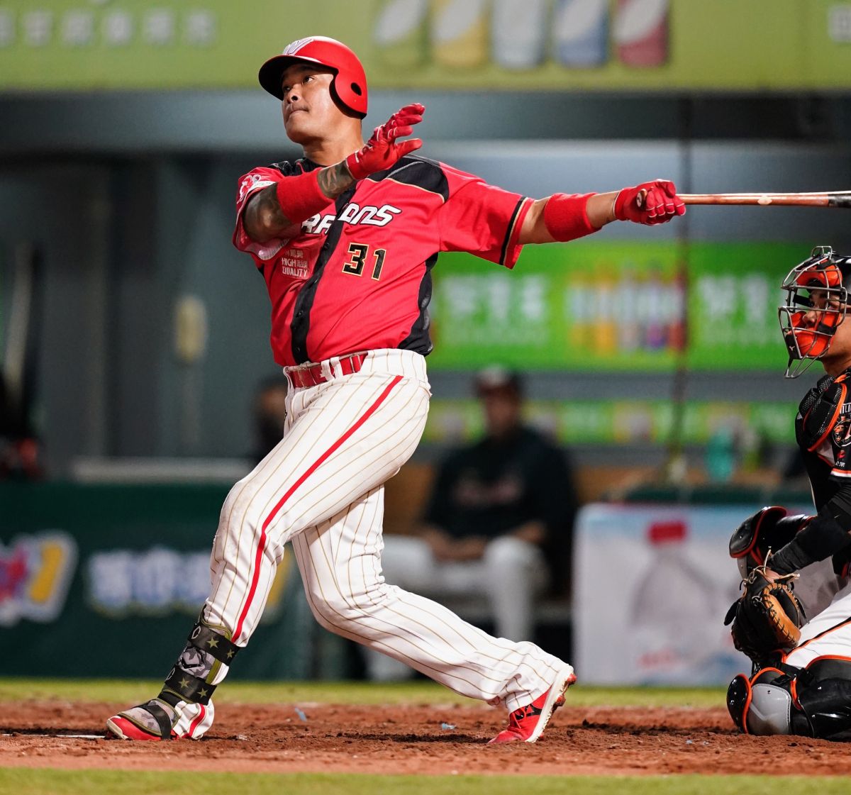 ▲味全龍林智勝開轟。（圖／味全龍提供）