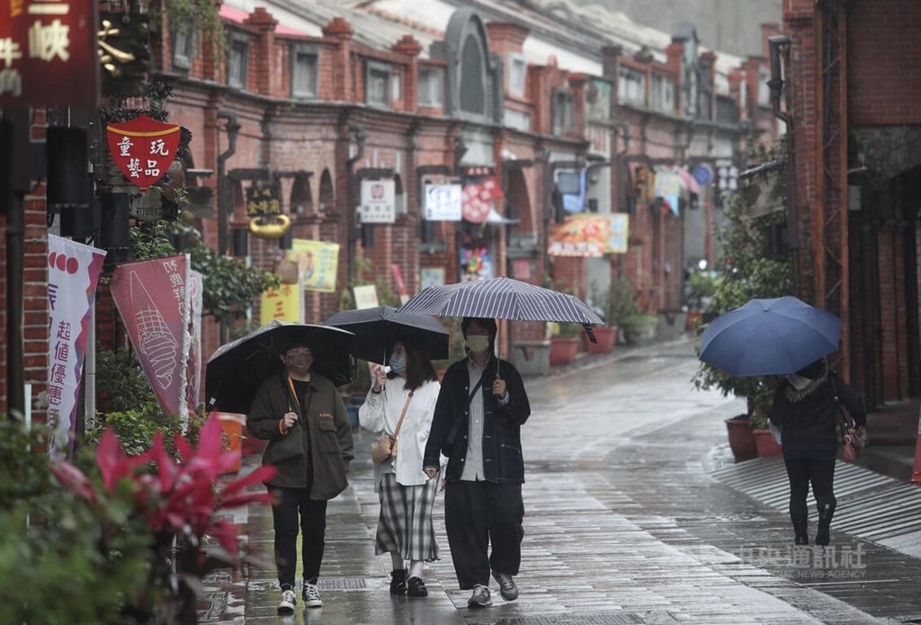 ▲新北市長侯友宜3日公布新增71例本土確診，其中41例在三峽。（圖／中央社）