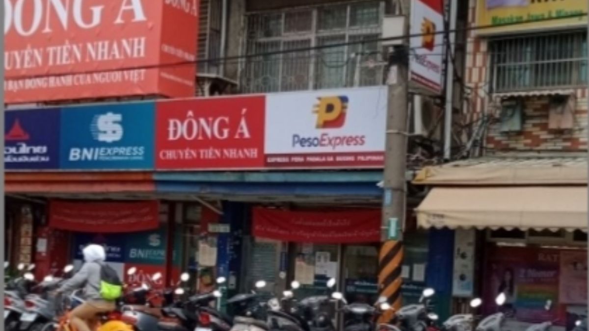 ▲有網友PO出一張街景圖，讓所有人都搞混，到底是台灣還是國外。（圖／翻攝Dcard）