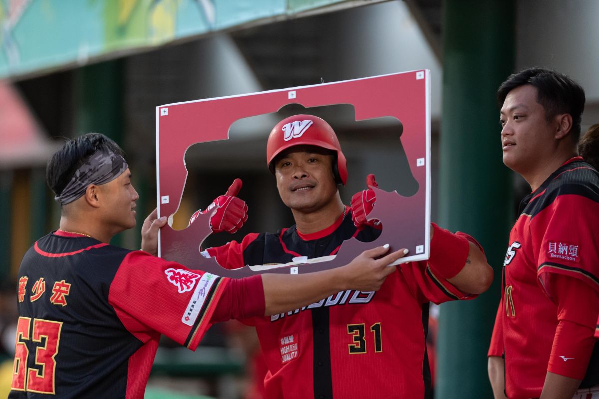 ▲味全龍林智勝開轟。（圖／味全提供)