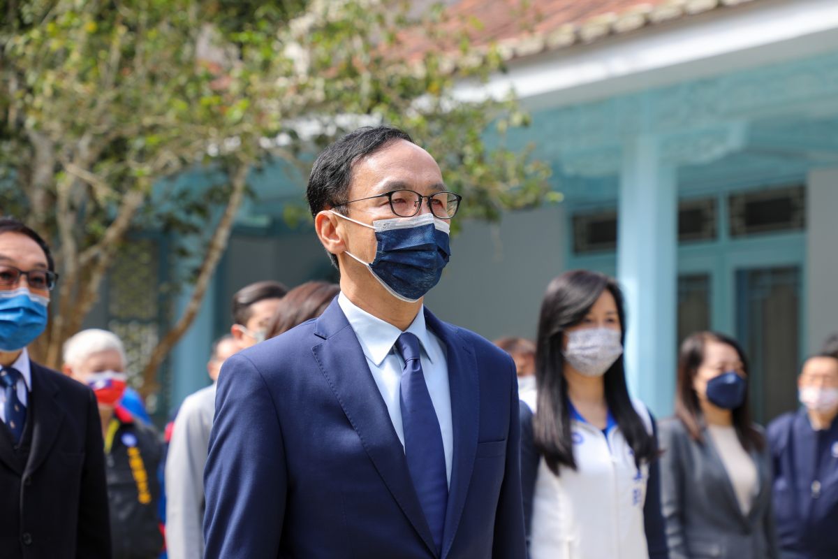 ▲朱立倫今至桃園大溪慈湖謁陵祭祀。（圖／文傳會提供）