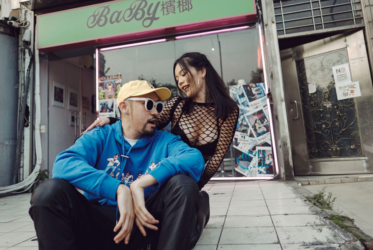 ▲熱狗推出新歌《他們根本不是Rapper》。（圖／本色音樂提供）