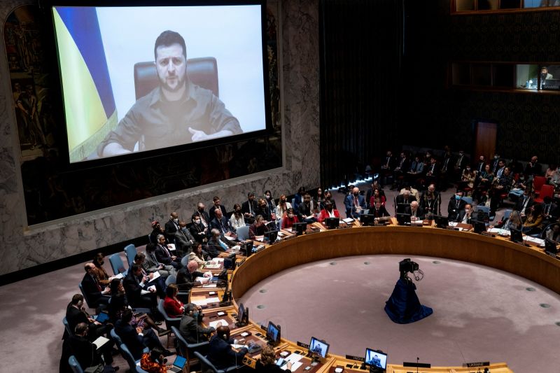 ▲烏克蘭總統澤倫斯基5日在聯合國安理會上發表談話，痛斥俄軍在烏國犯下暴行，強烈呼籲聯合國調查並改革安理會。（圖／美聯社／達志影像）