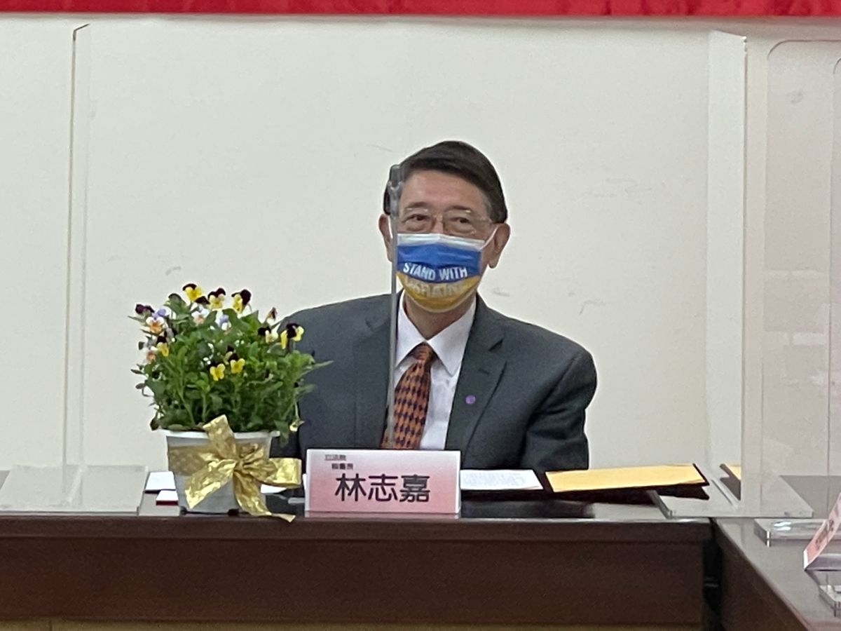 ▲立法院秘書長林志嘉表示，2助理確診觀察期到4月10日。（圖／記者王敏旭攝，2022.04.06）