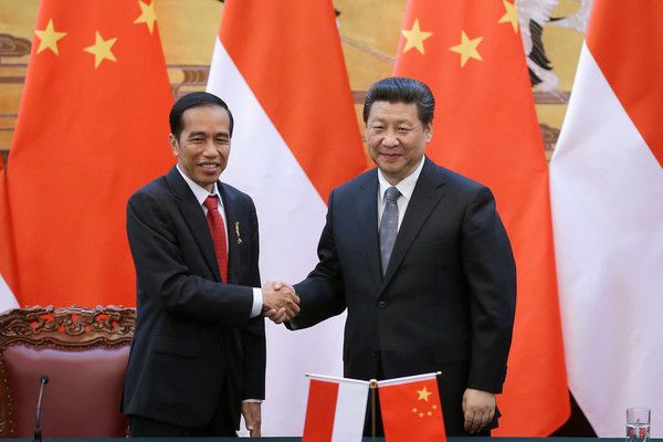 ▲印尼總統佐科威（左）與中國大陸領導人習近平（右）。（圖／達志影像／美聯社）