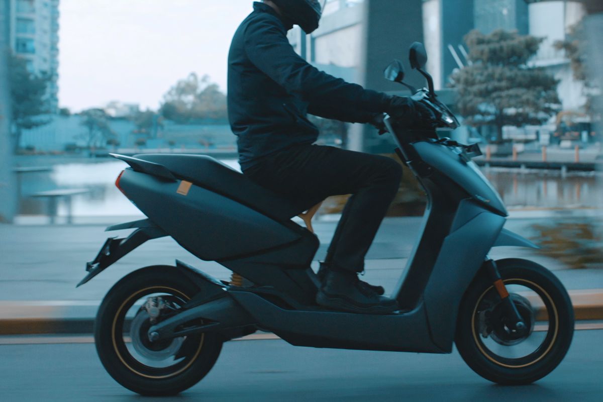 ▲原PO租機車後，卻發現車輪幾乎早被磨平。（示意圖／取自unsplash）