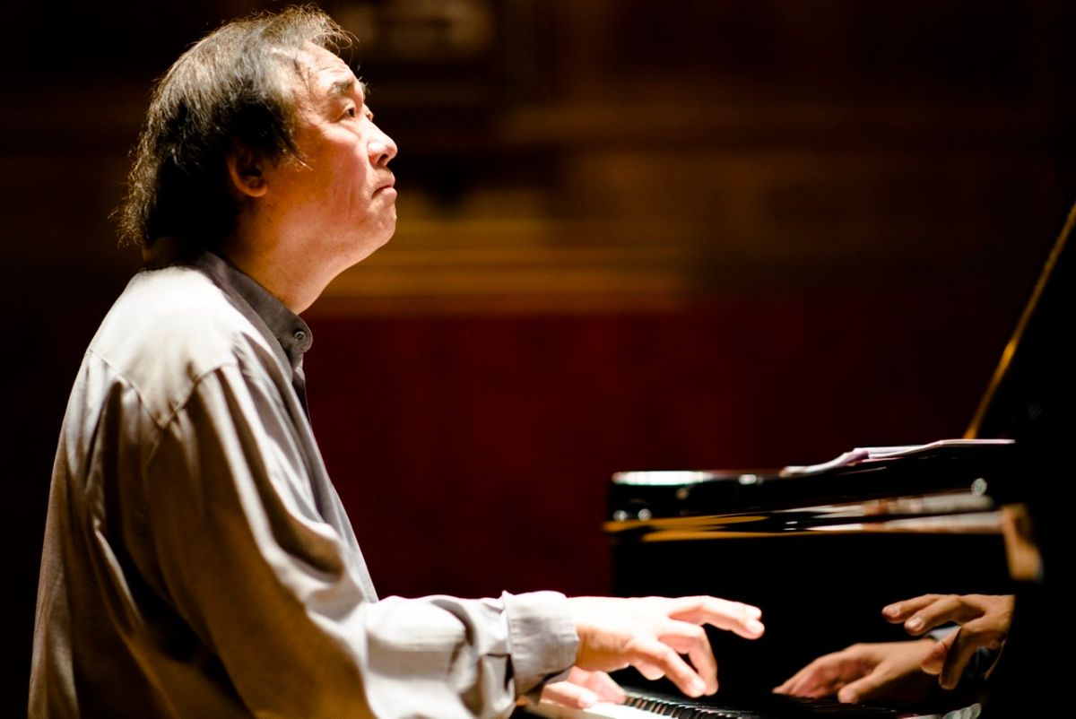 ▲旅法的韓裔鋼琴巨擘白建宇將登上衛武營為南台灣樂迷帶來兩場各異其趣的重量級演出。（圖／財團法人高雄市愛樂文化藝術基金會提供，攝影-林仁斌）