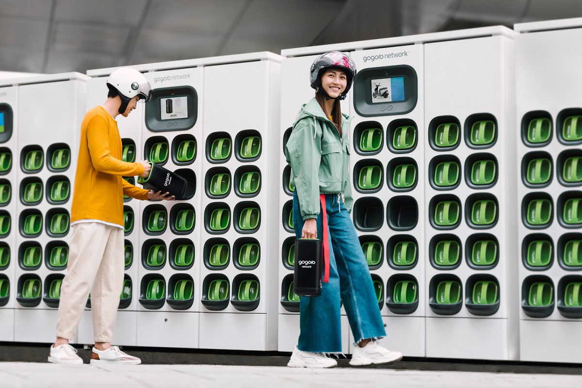 ▲Gogoro Network宣布突破 50 萬電動機車用戶數，即日起至 9/25，Gogoro 或 PBGN 車主完成指定任務，可參加抽獎，有機會獲得連續 25~50 個月的電池資費折抵。(圖／翻攝Gogoro FB)