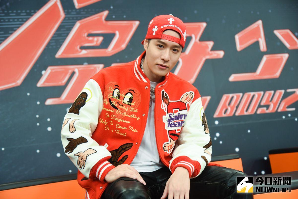 ▲周湯豪擔任《原子少年》第一季星際導師，曾和小孩同台尬舞。（圖／記者陳明安攝）