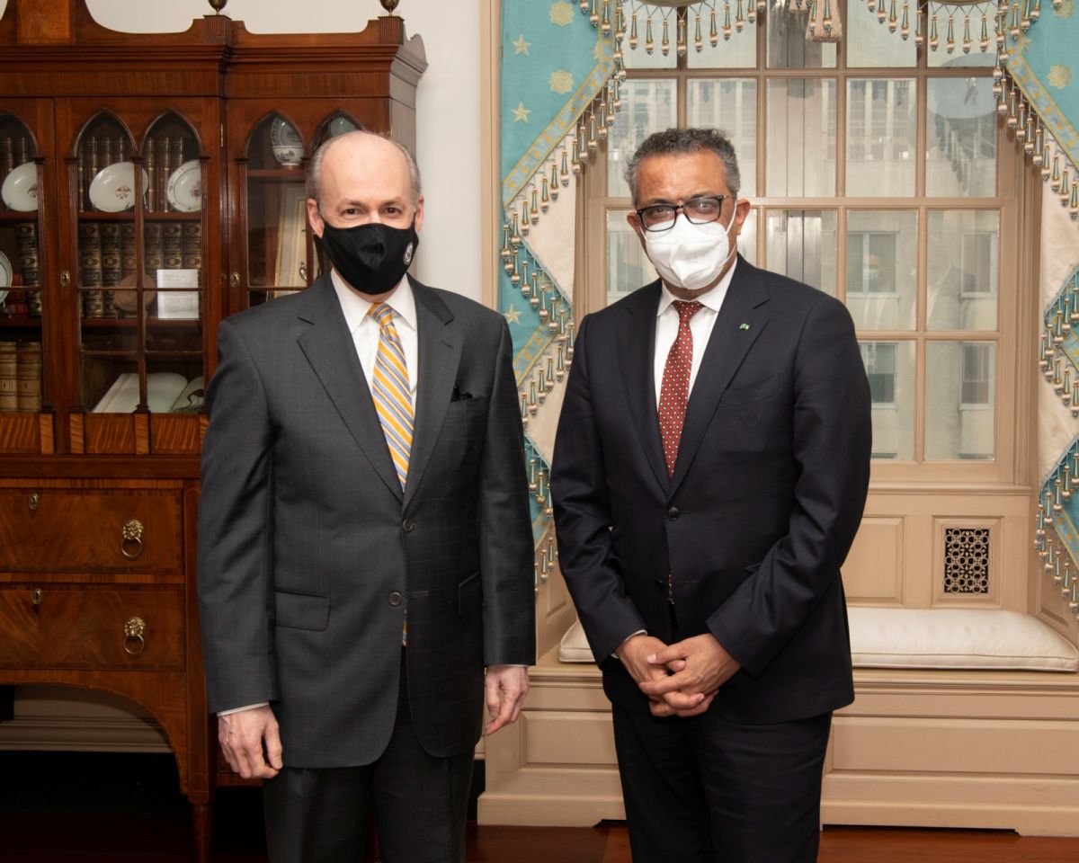 ▲世界衛生組織（WHO）秘書長譚德塞訪問華府，與美副國務卿麥肯伊會晤，麥肯伊當面呼籲譚德塞，應讓台灣以觀察員身分參與。（圖／翻攝自麥肯伊推特）