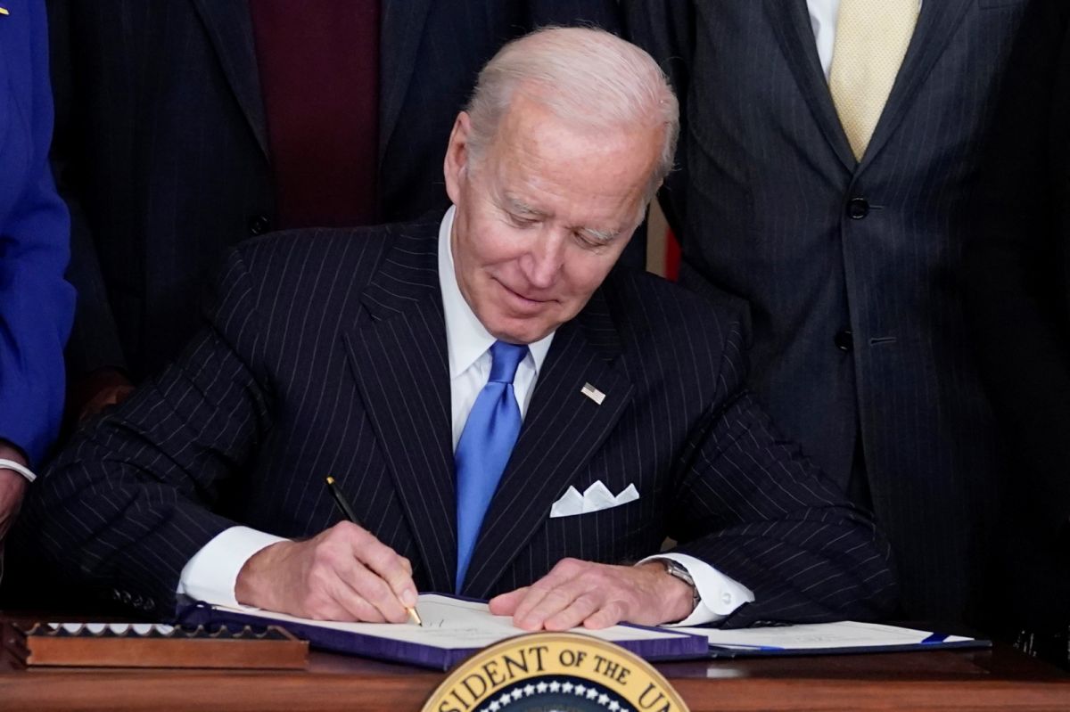▲在俄烏戰事延燒之際，美國總統拜登簽署一份關於數位資產的行政命令，是美國首次以總統之尊，對數位資產表態。（圖／美聯社／達志影像）